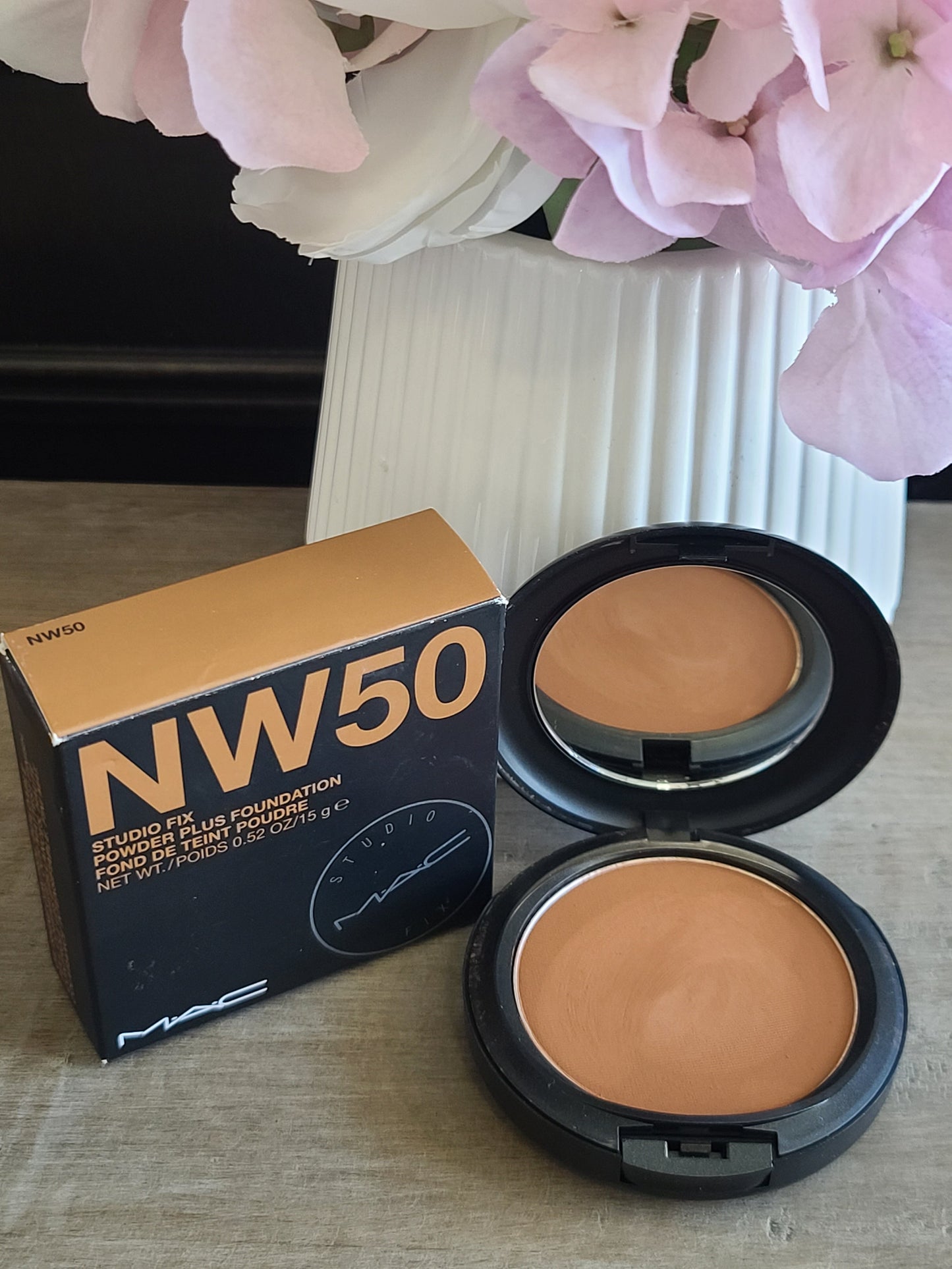 MAC Studio Fix Powder Plus Foundation