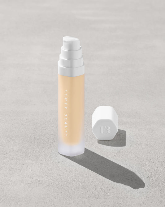 Soft'lit Naturally Luminous Longwear Foundation — 130