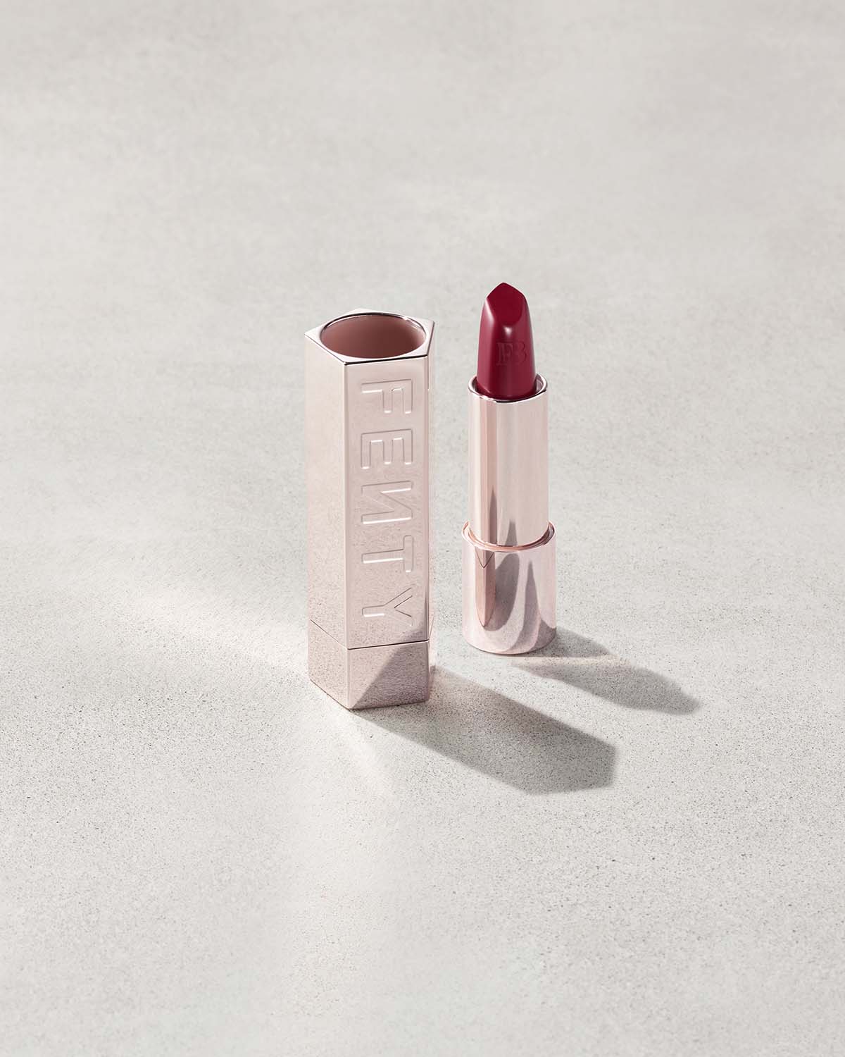 Fenty Icon The Fill Semi-Matte Refillable Lipstick — Crowd Surf'r